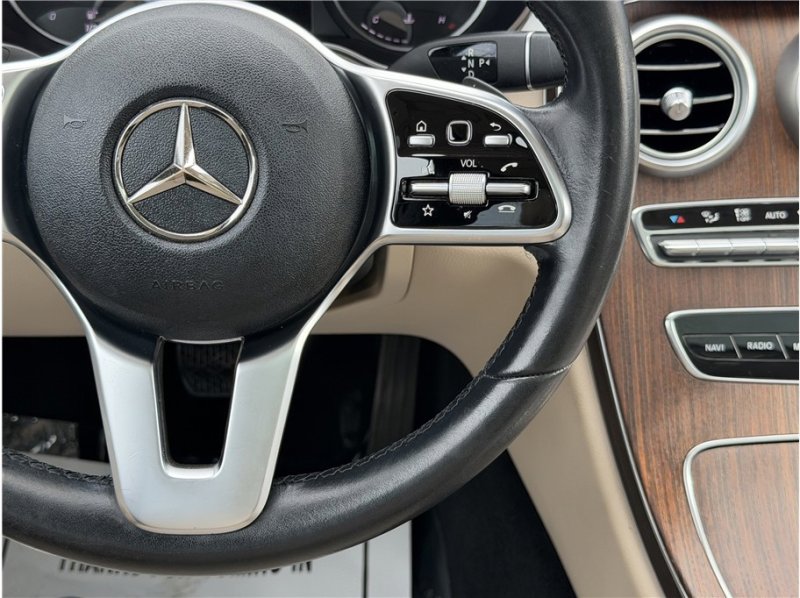 Used 2020 Mercedes-Benz C 300 Sedan image 37