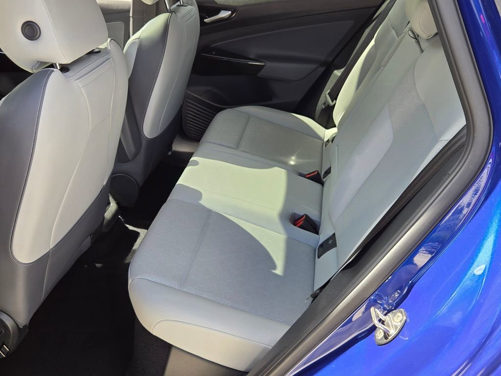 Used 2022 Volkswagen ID.4 Pro S image 11