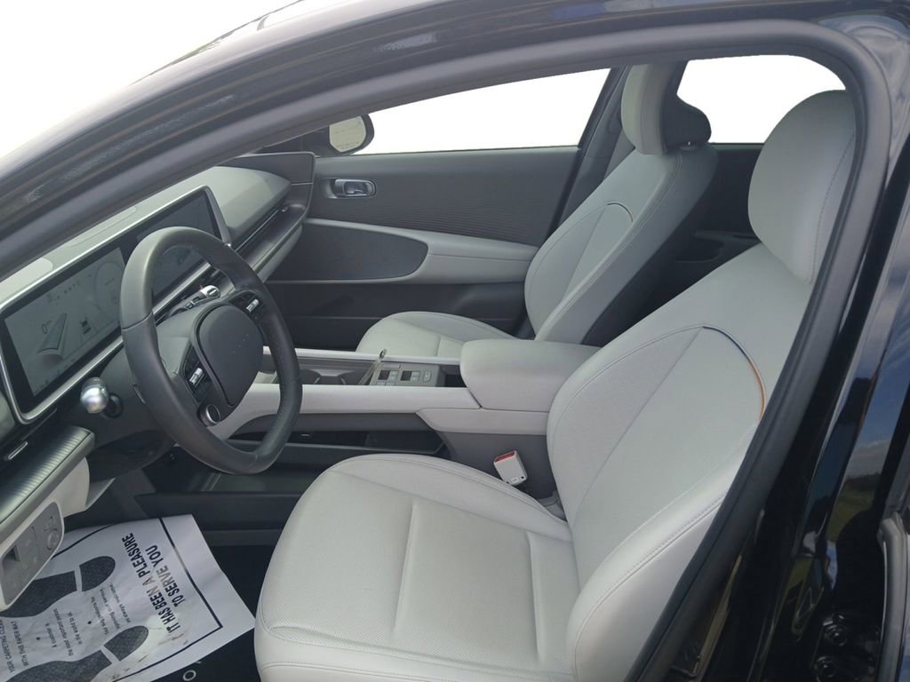 Used 2025 Hyundai Ioniq 6 SEL RWD image 15