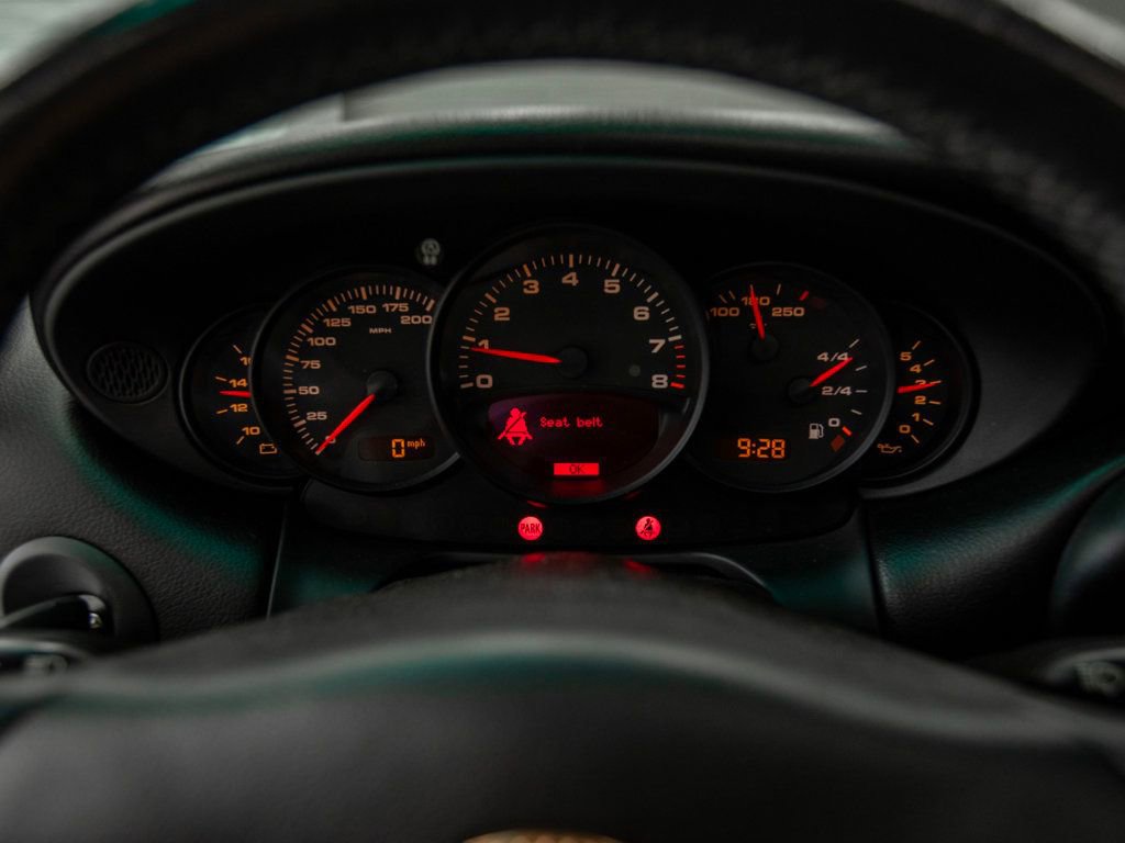 Used 2003 Porsche 911 Carrera RWD image 19