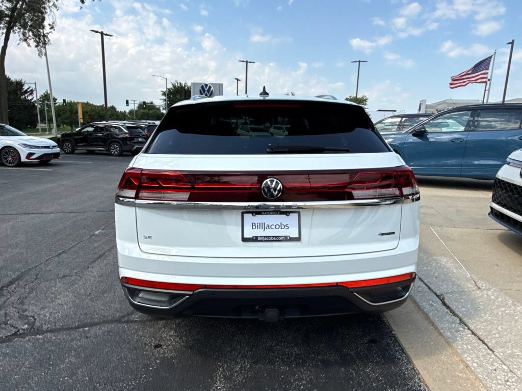 Used 2024 Volkswagen Atlas Cross Sport SE AWD/4WD image 5
