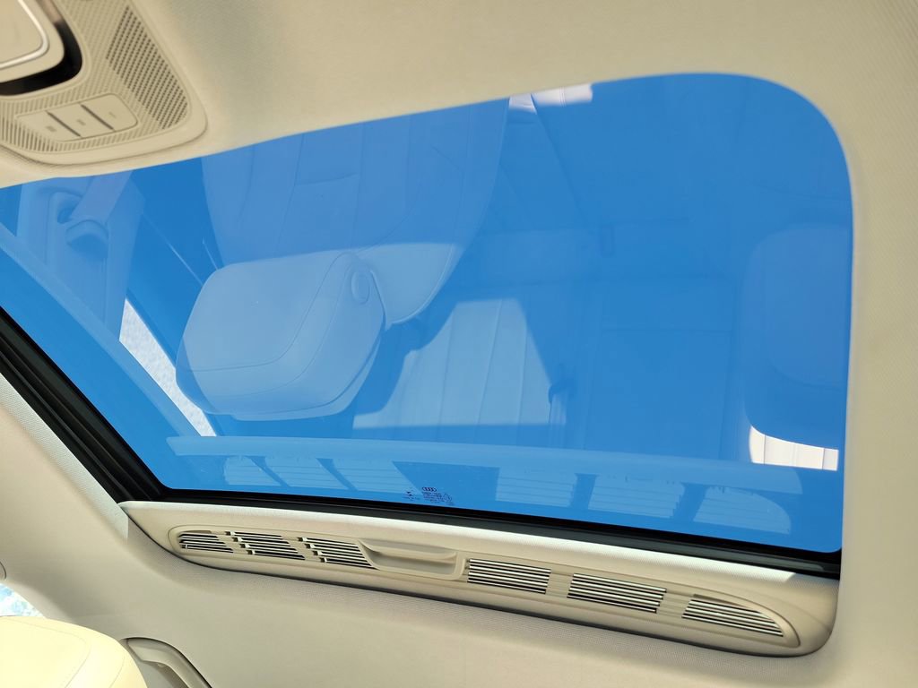 Used 2017 Audi A4 2.0T Premium image 36