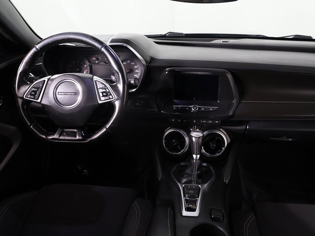 Used 2020 Chevrolet Camaro LT image 30