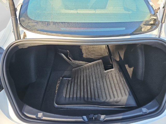 Used 2022 Tesla Model 3 Long Range AWD/4WD image 14