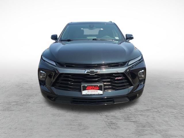 Used 2025 Chevrolet Blazer RS w/ LPO, Floor Liner Package AWD/4WD image 2