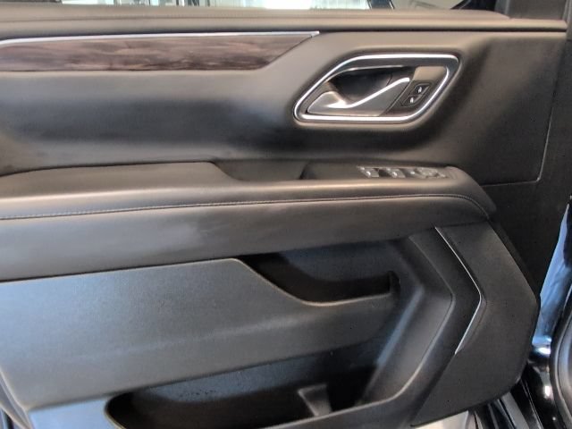 Used 2022 Chevrolet Suburban LS w/ Driver Alert Package AWD/4WD image 12