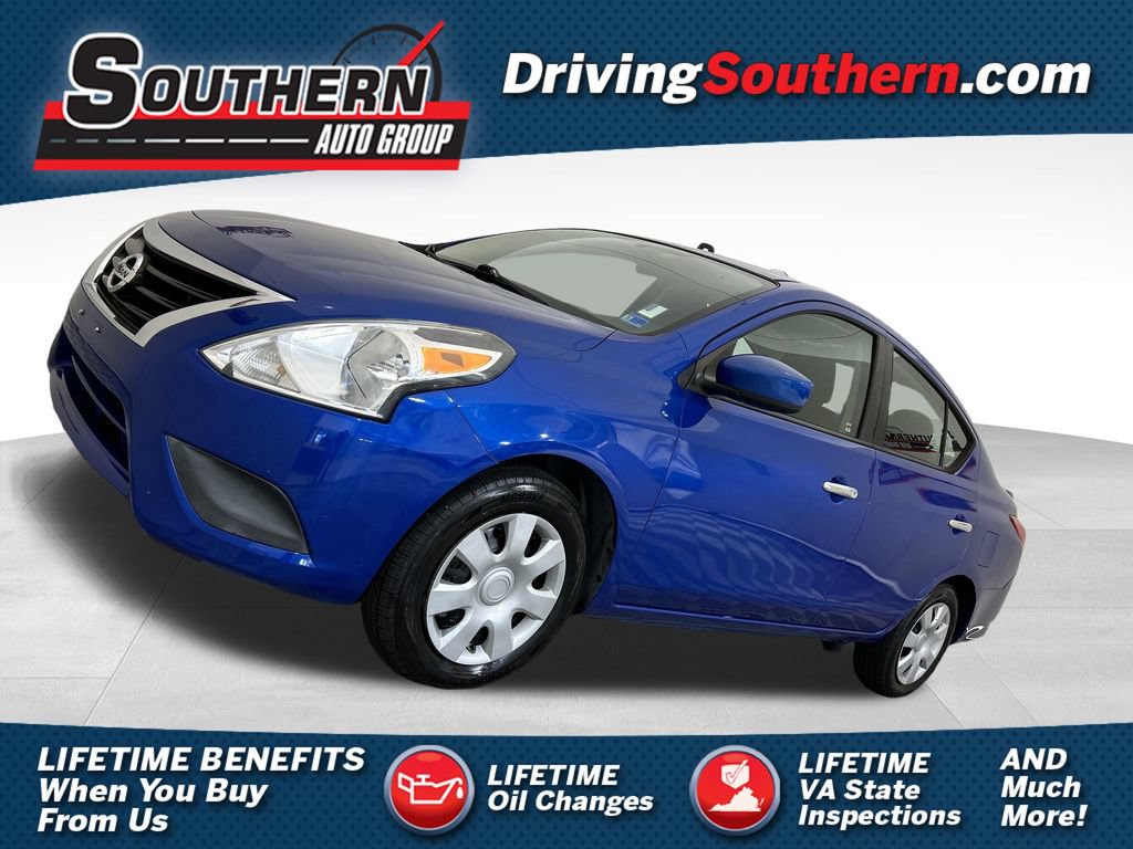 Used 2016 Nissan Versa SV FWD 360° Tour