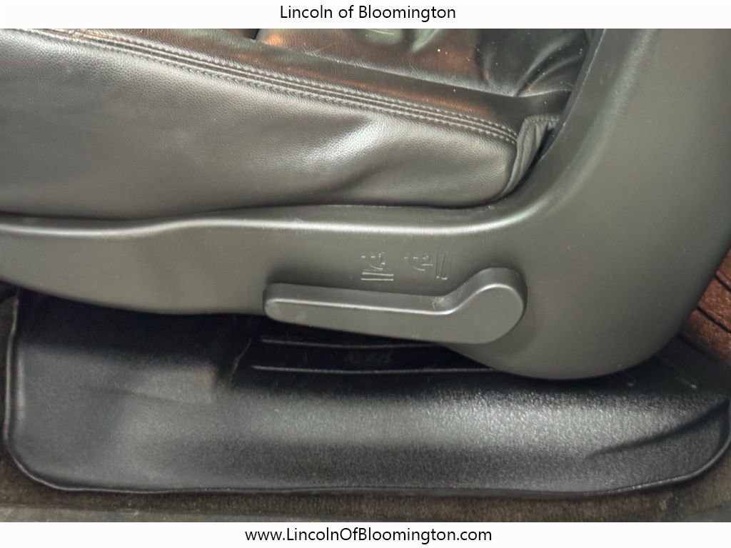 Used 2011 Chevrolet Suburban LT w/ Luxury Package image 38