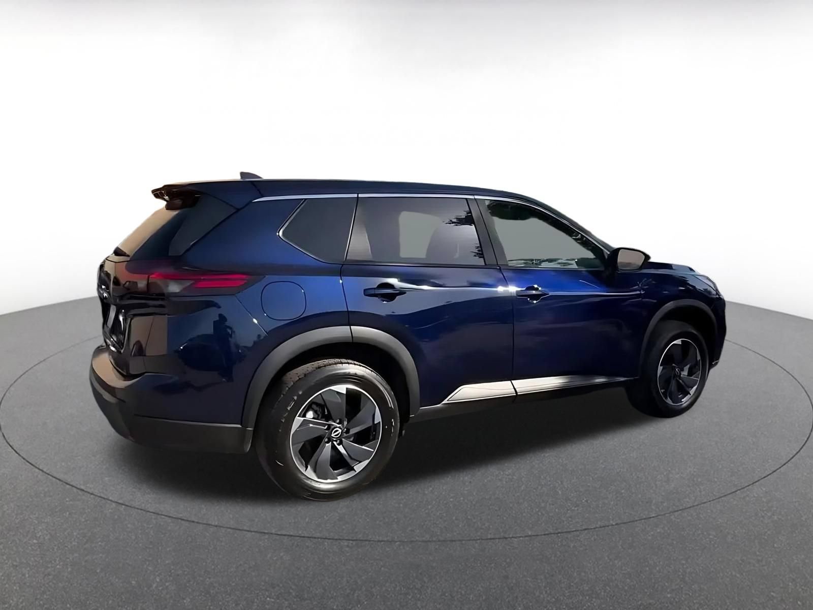 Used 2025 Nissan Rogue SV AWD/4WD image 15