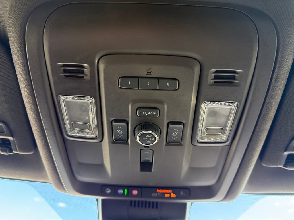 Used 2023 GMC Yukon Denali AWD/4WD image 32