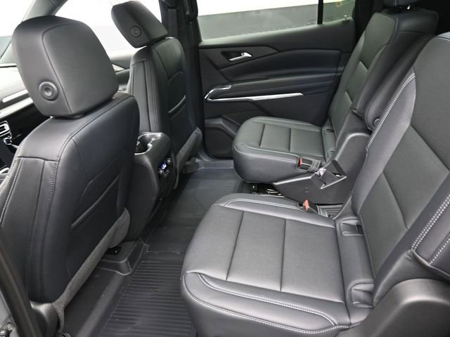 New 2026 Chevrolet Traverse LT w/ Sun and Wheel Package FWD image 10