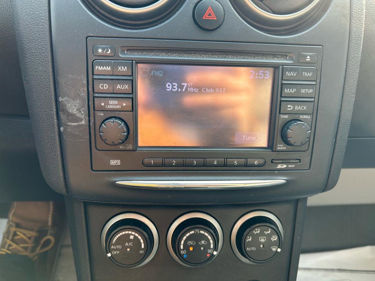 Used 2013 Nissan Rogue SL image 23