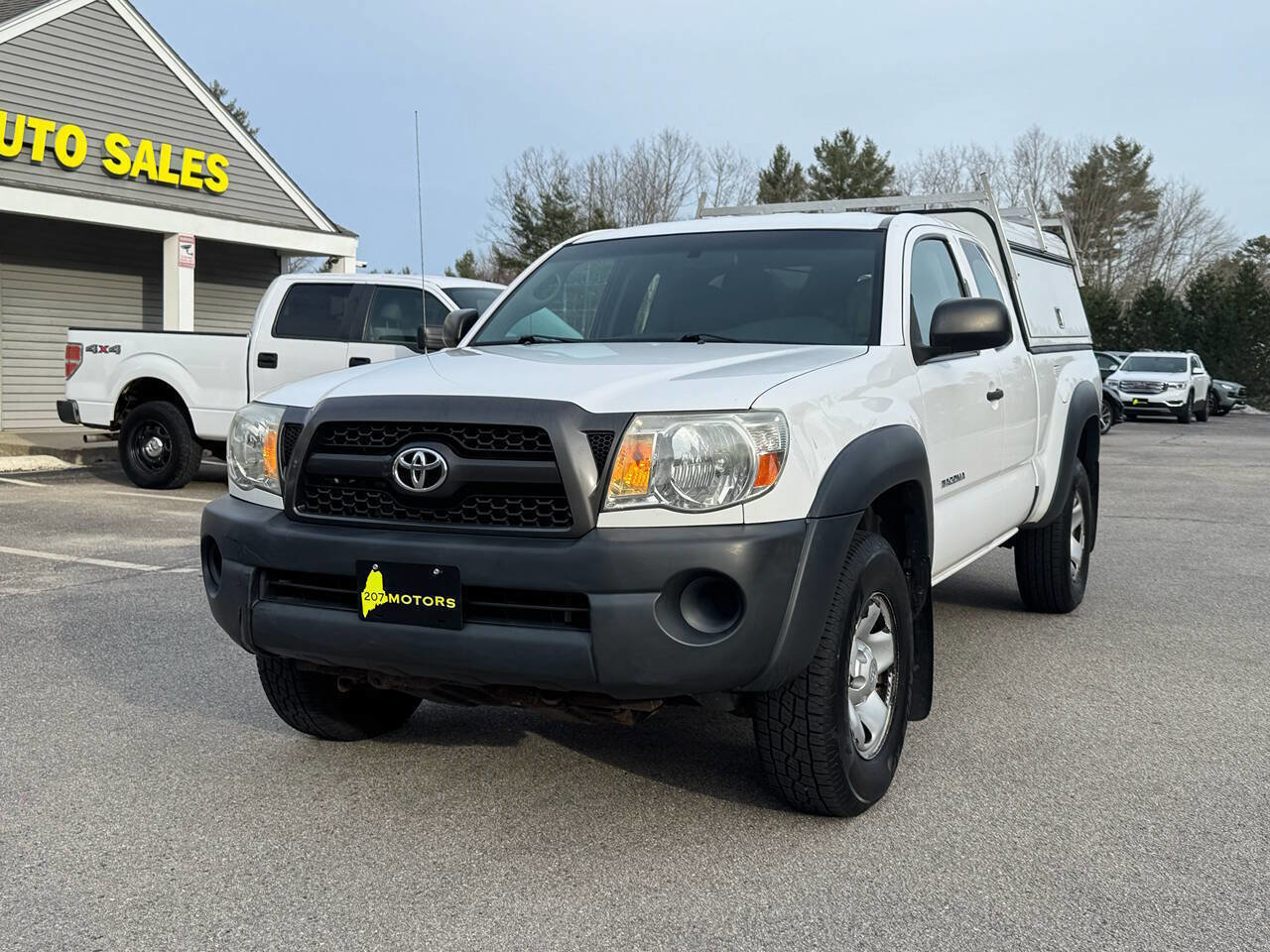 Used 2011 Toyota Tacoma 4x4 Access Cab V6 image 2