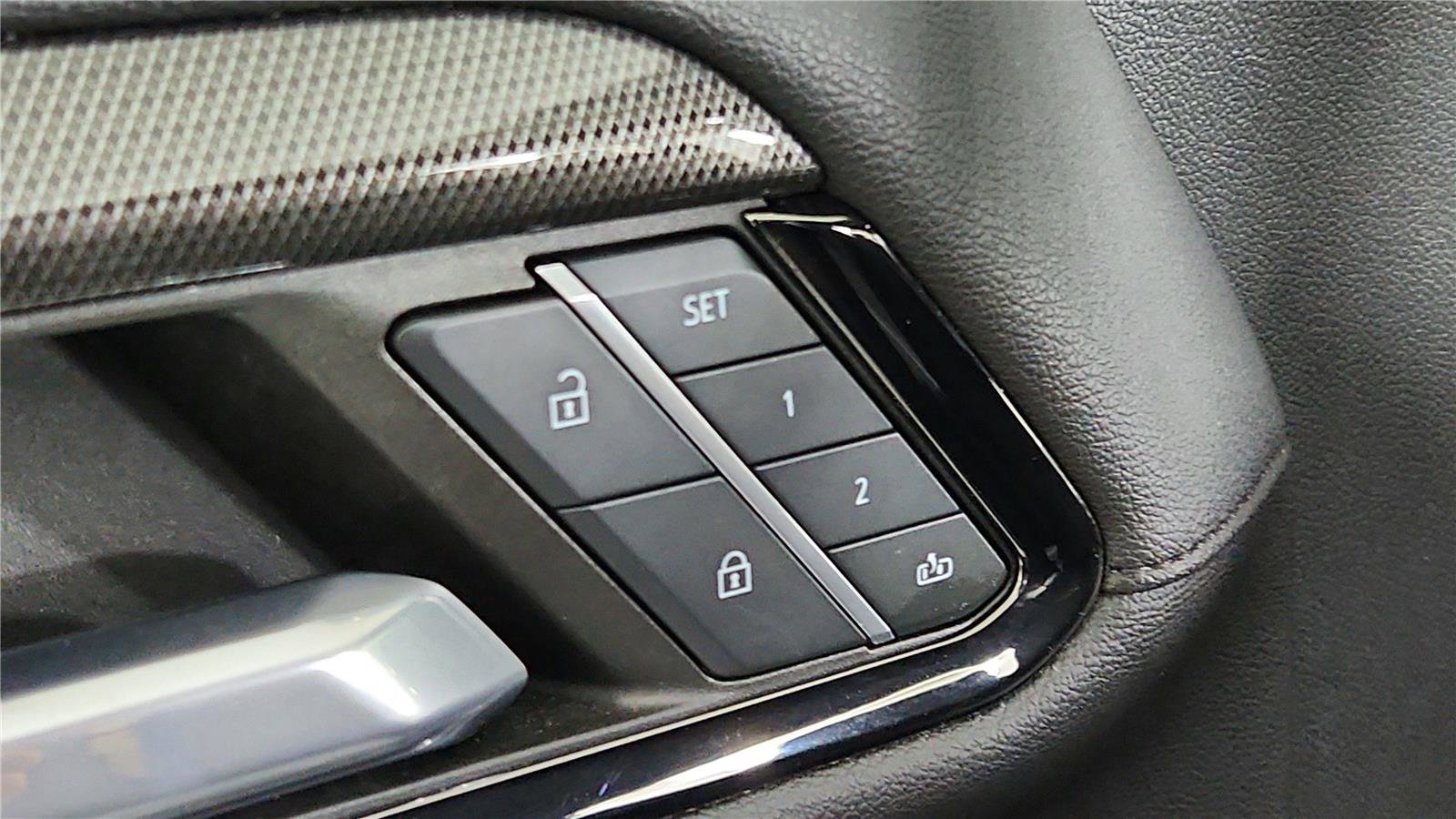 Used 2023 GMC Sierra 1500 AT4 w/ Technology Package image 20