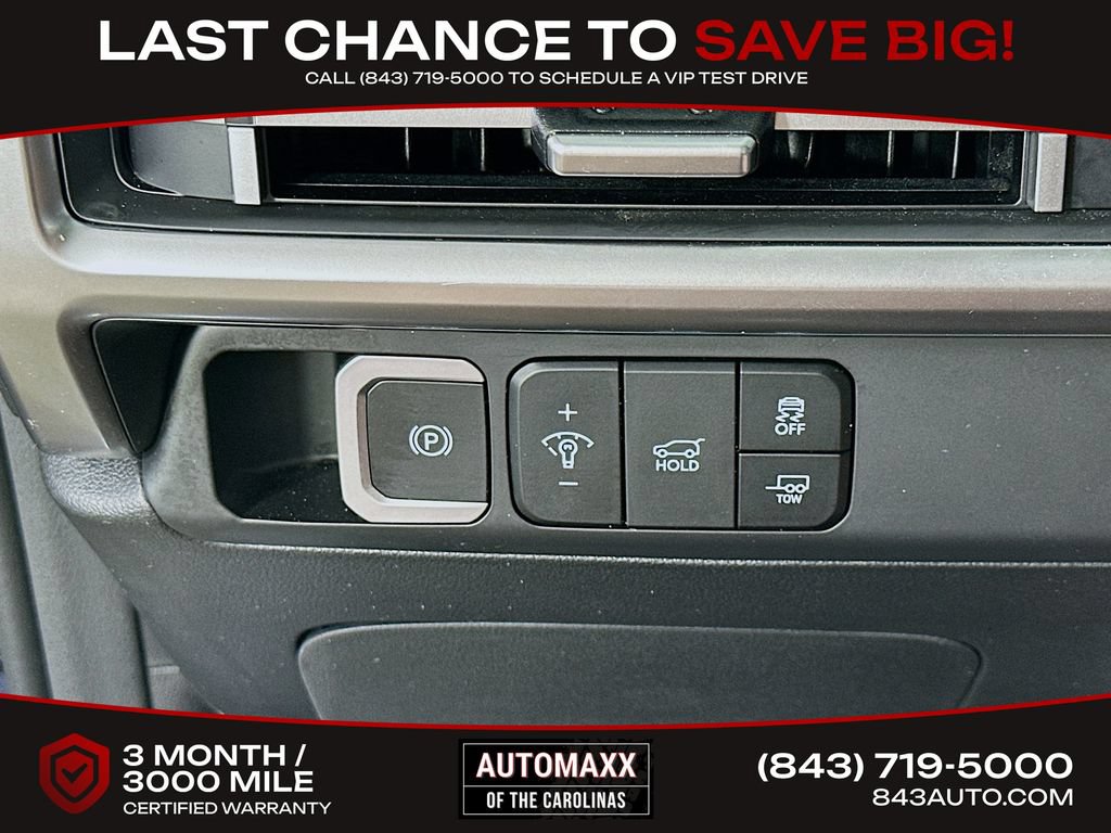 Used 2025 Hyundai Santa Fe XRT AWD/4WD image 22