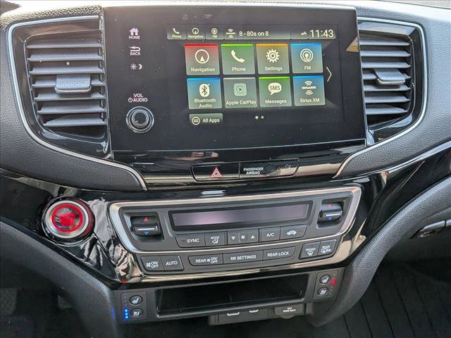 Certified 2025 Honda Passport Black Edition image 14