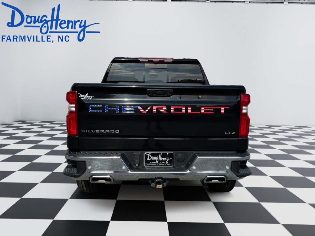 Used 2024 Chevrolet Silverado 1500 LTZ AWD/4WD image 4