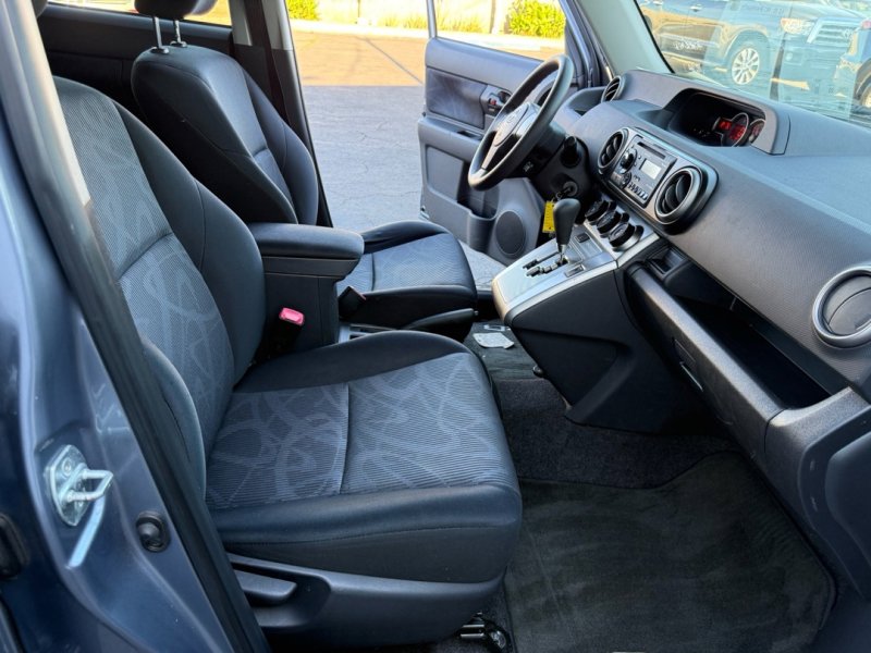 Used 2012 Scion xB image 23