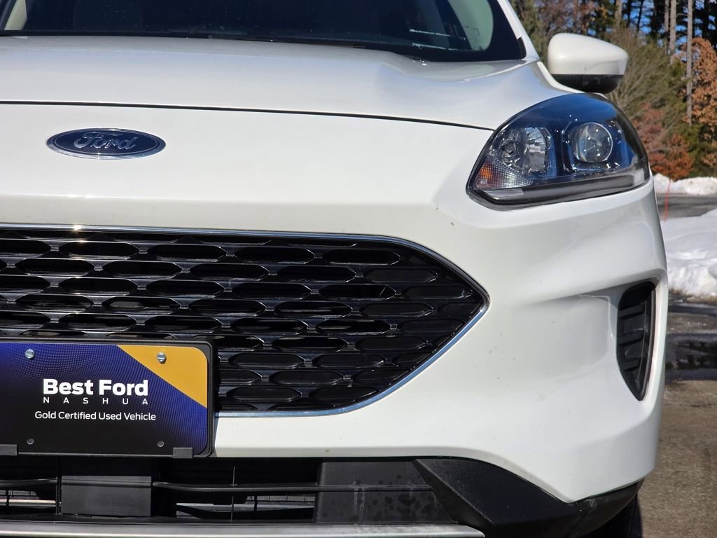 Used 2020 Ford Escape SE image 12