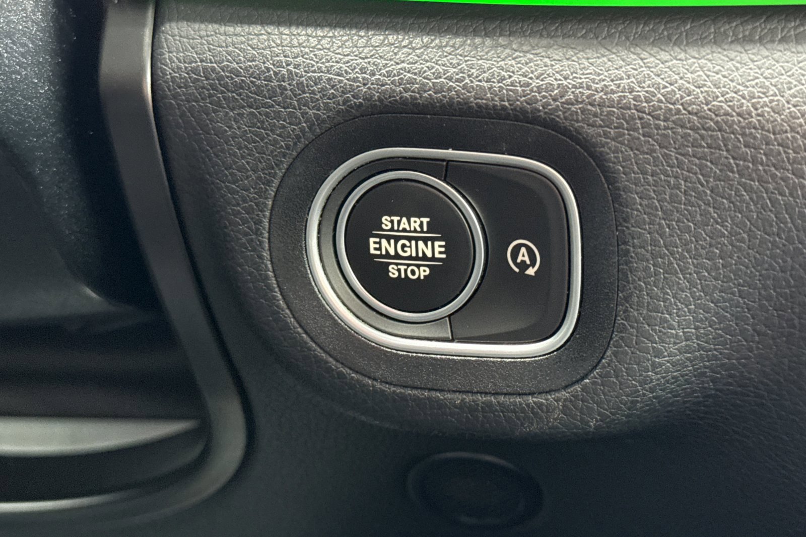 Used 2023 Mercedes-Benz GLE 350 w/ Premium Package image 23