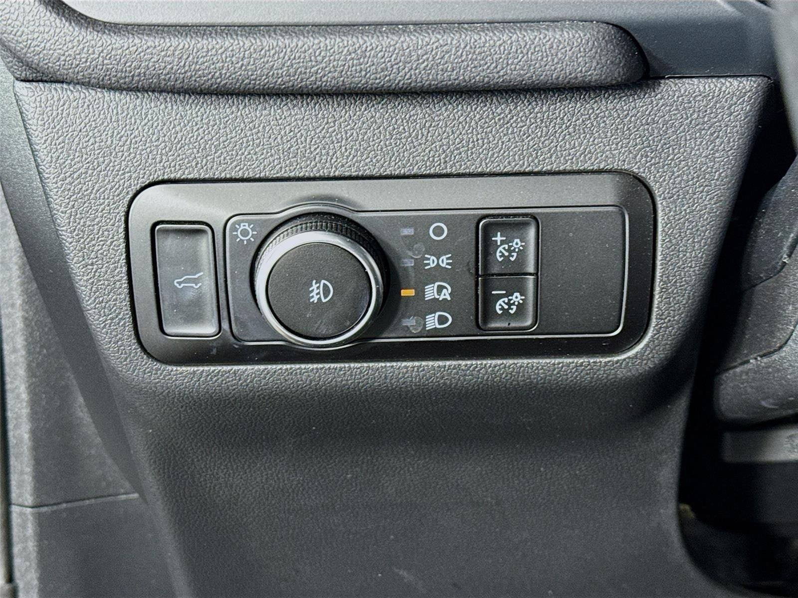 Used 2025 Ford Escape ST-Line Select AWD/4WD image 11