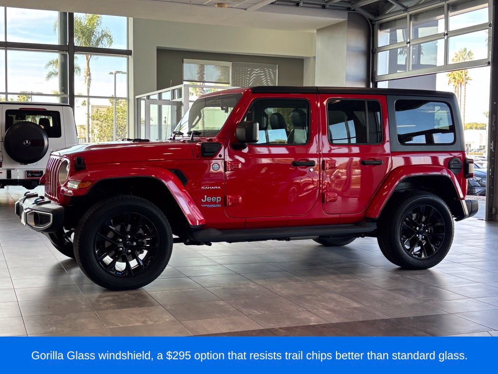 Used 2022 Jeep Wrangler Unlimited Sahara AWD/4WD image 9