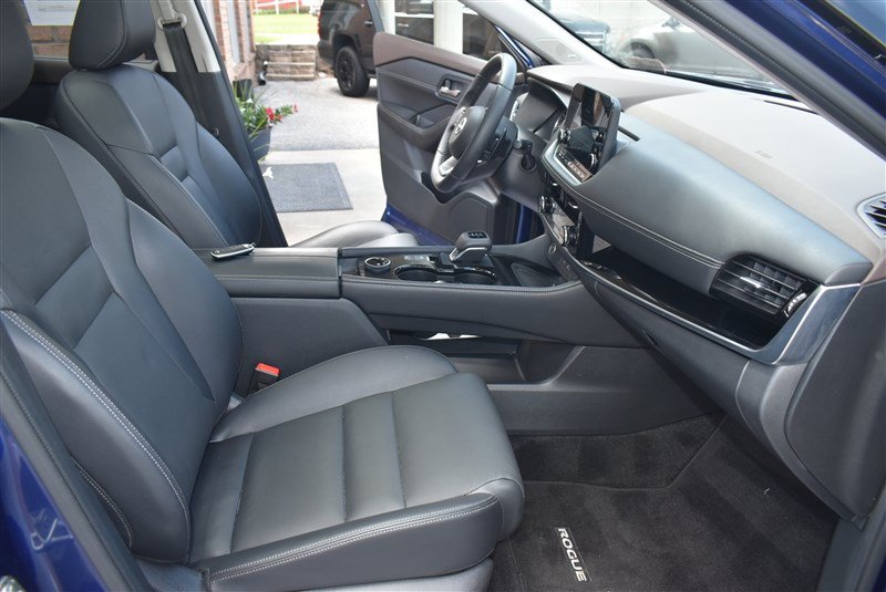 Used 2023 Nissan Rogue SL w/ SL Premium Package AWD/4WD image 31