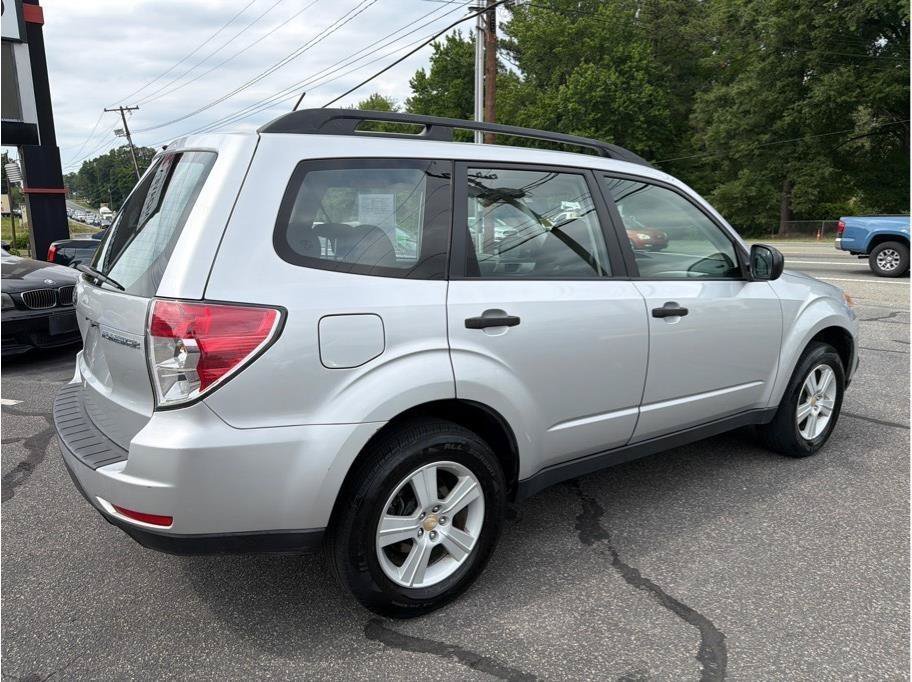 Used 2010 Subaru Forester 2.5X AWD/4WD image 6