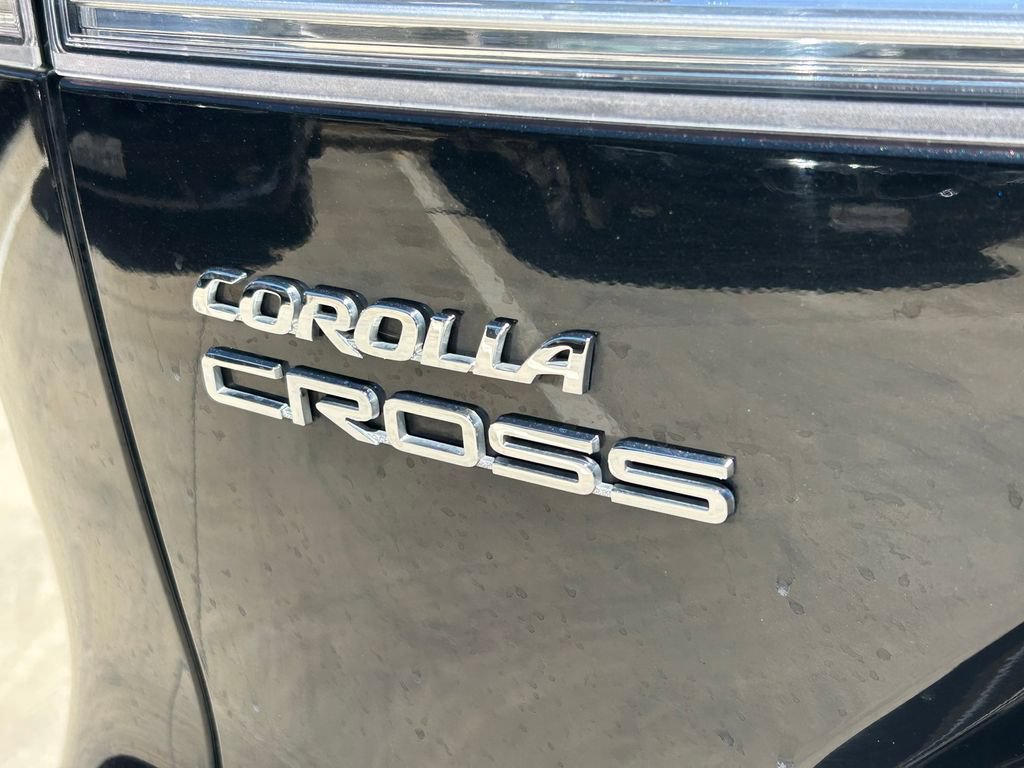 Used 2024 Toyota Corolla Cross LE FWD image 12