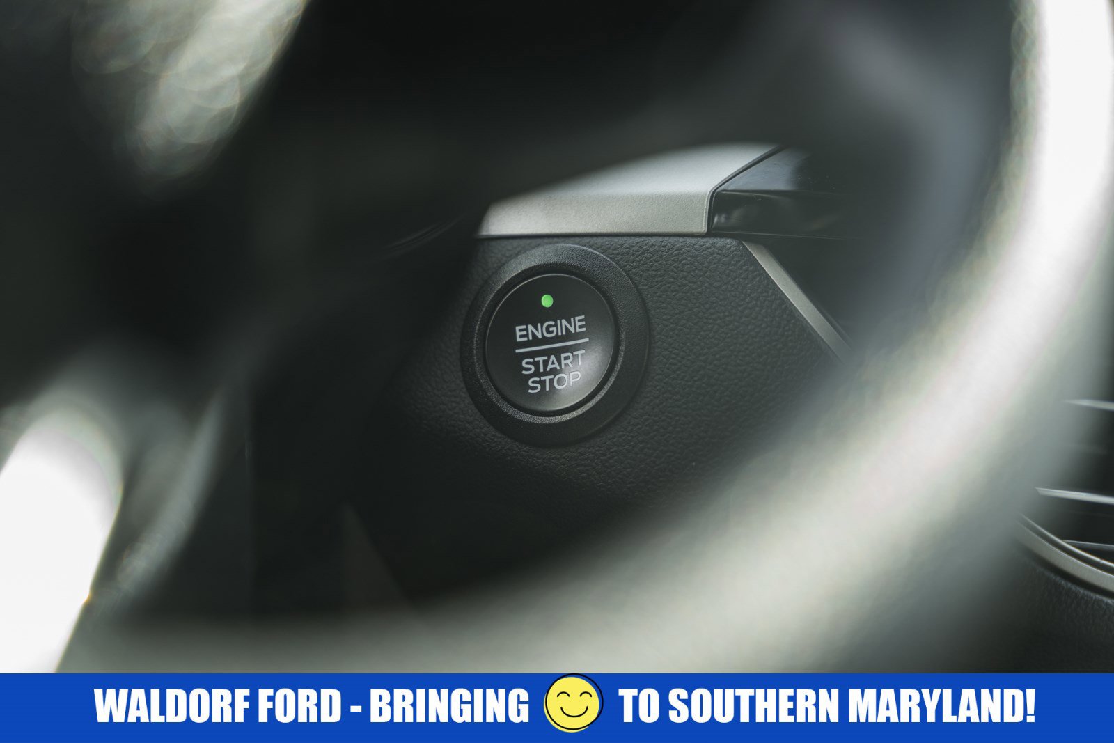 Used 2022 Ford Escape SE w/ SE Sport Appearance Package AWD/4WD image 24