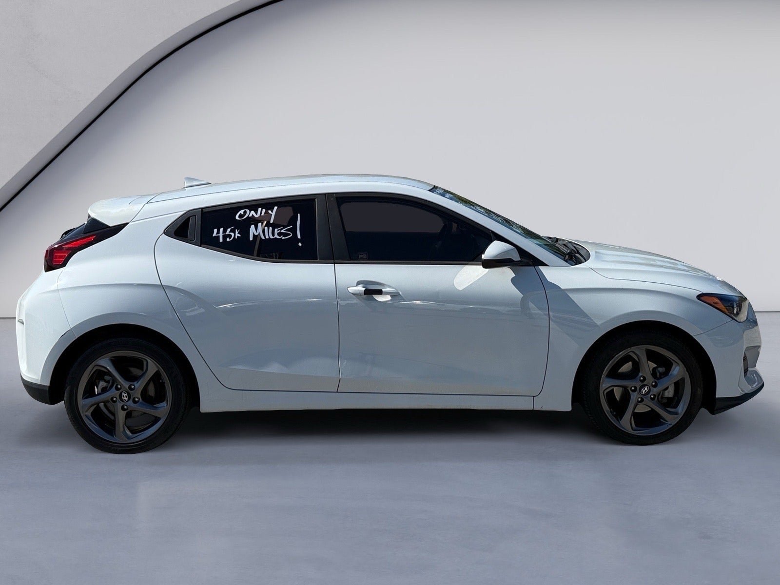 Used 2019 Hyundai Veloster 2.0 FWD image 6