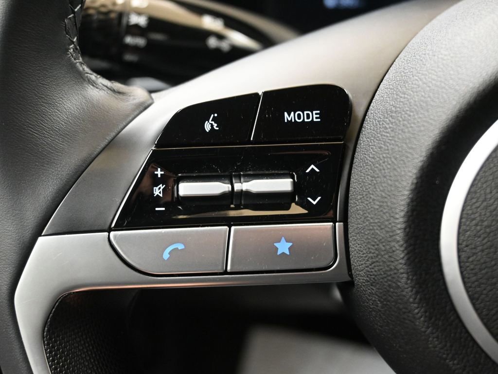 Certified 2024 Hyundai Elantra SEL w/ Convenience Package image 26