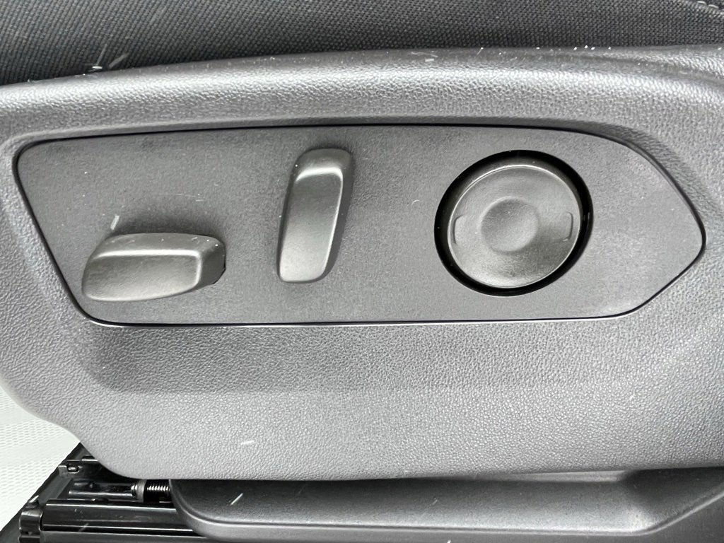 Certified 2024 Chevrolet Silverado 1500 LT image 27