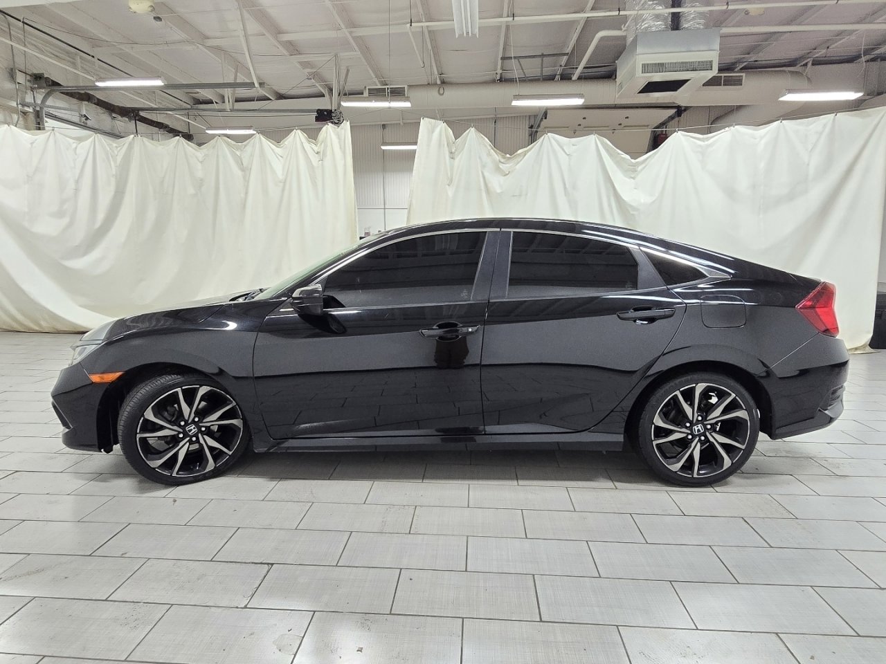 Used 2019 Honda Civic Sport image 12