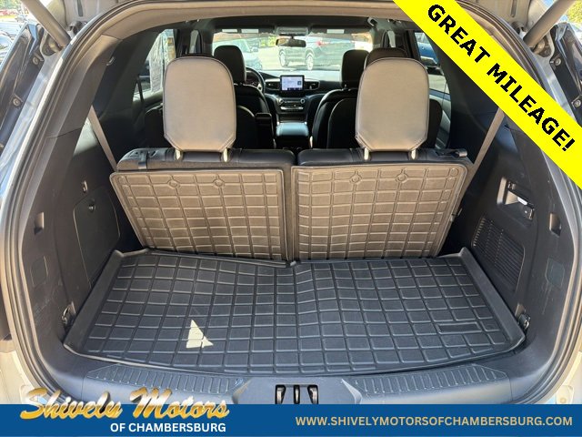 Used 2020 Ford Explorer XLT w/ Equipment Group 202A image 11