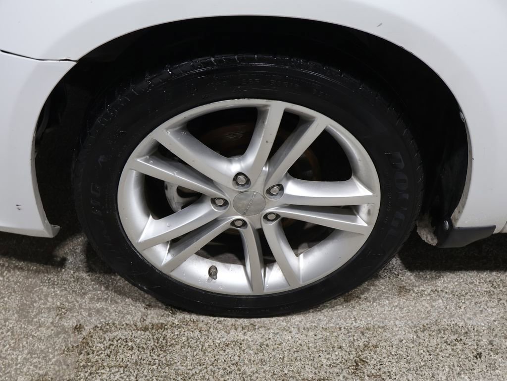Used 2011 Dodge Avenger Heat image 8