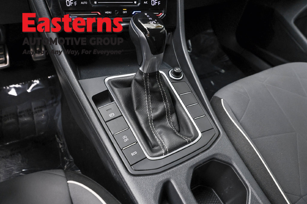 Used 2025 Volkswagen Jetta Sport FWD image 14