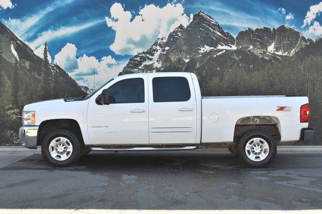 Used 2008 Chevrolet Silverado 2500 LTZ w/ Safety Package AWD/4WD image 7