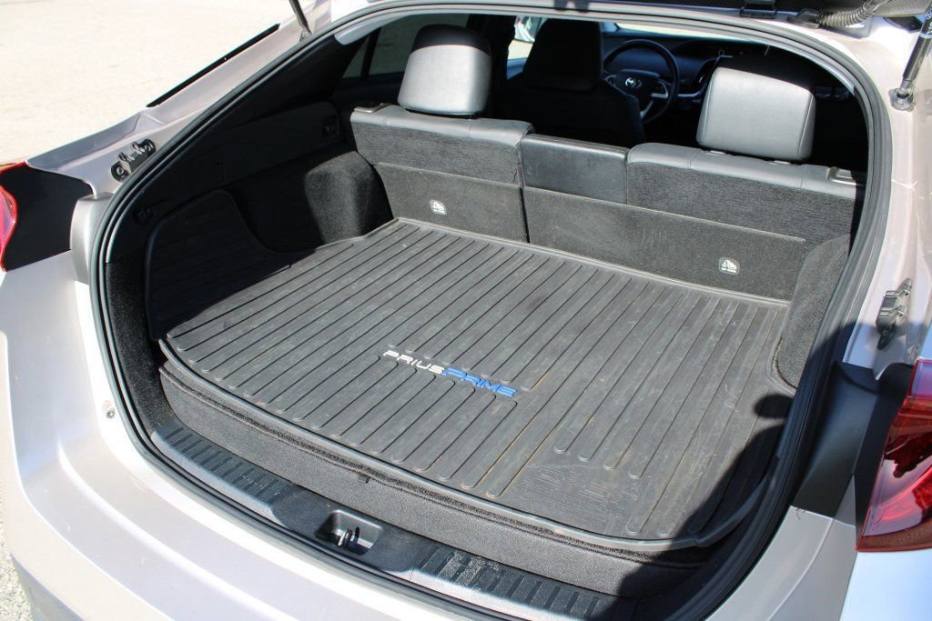 Used 2019 Toyota Prius Prime Premium w/ Carpet Mat Package image 30