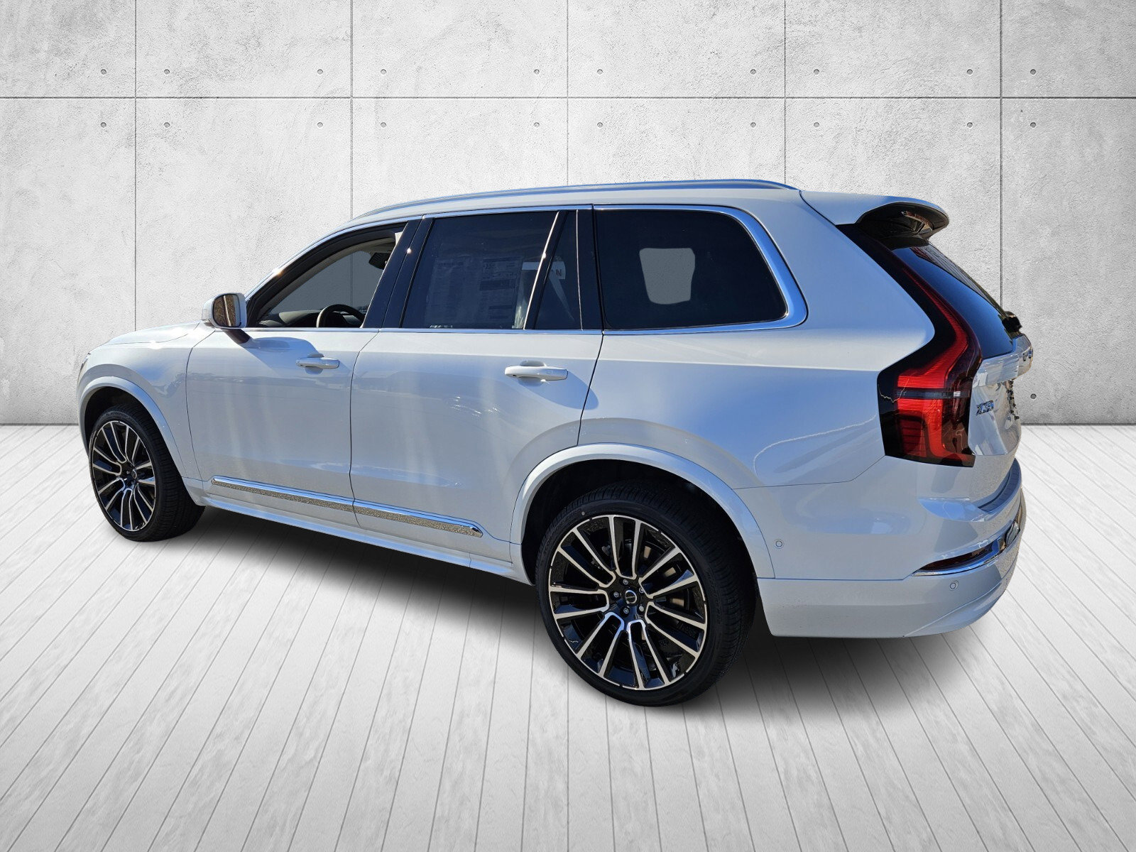 New 2026 Volvo XC90 B6 Plus w/ Protection Package Premier AWD/4WD image 5