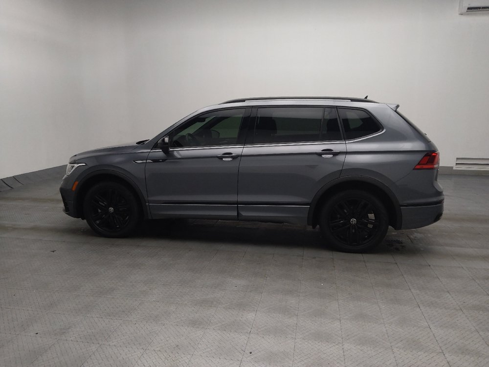Used 2022 Volkswagen Tiguan SE R-Line FWD image 3