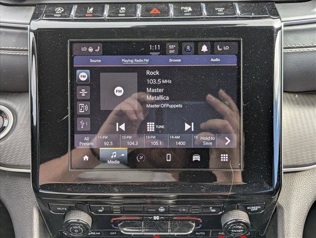 Used 2023 Jeep Grand Cherokee L Altitude image 16