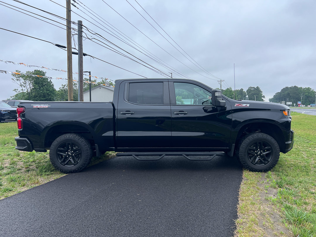 Used 2021 Chevrolet Silverado 1500 Custom Trail Boss AWD/4WD image 9