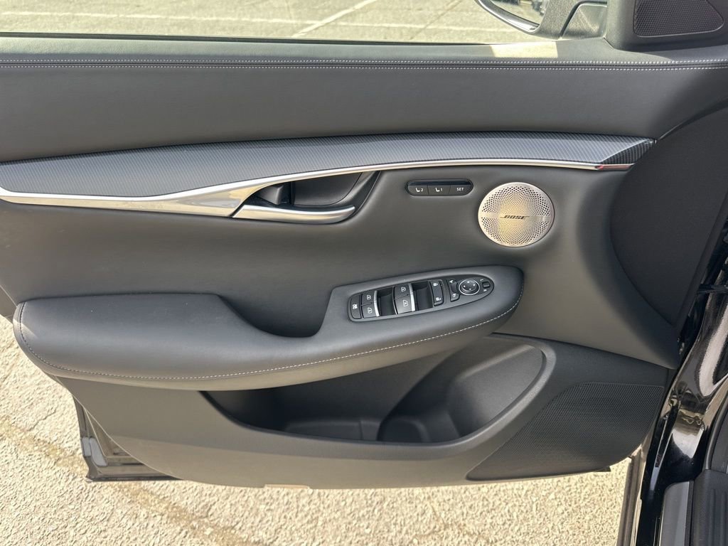 Used 2025 INFINITI QX50 Sport image 27