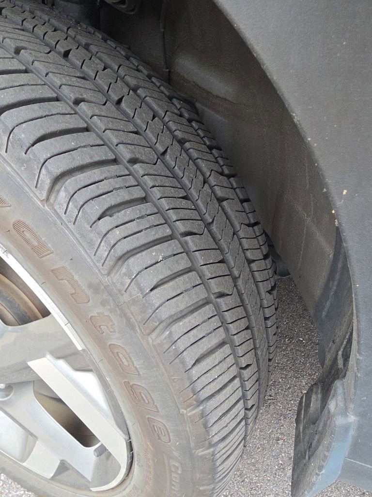 Used 2022 Hyundai Venue Limited w/ Cargo Package FWD image 13