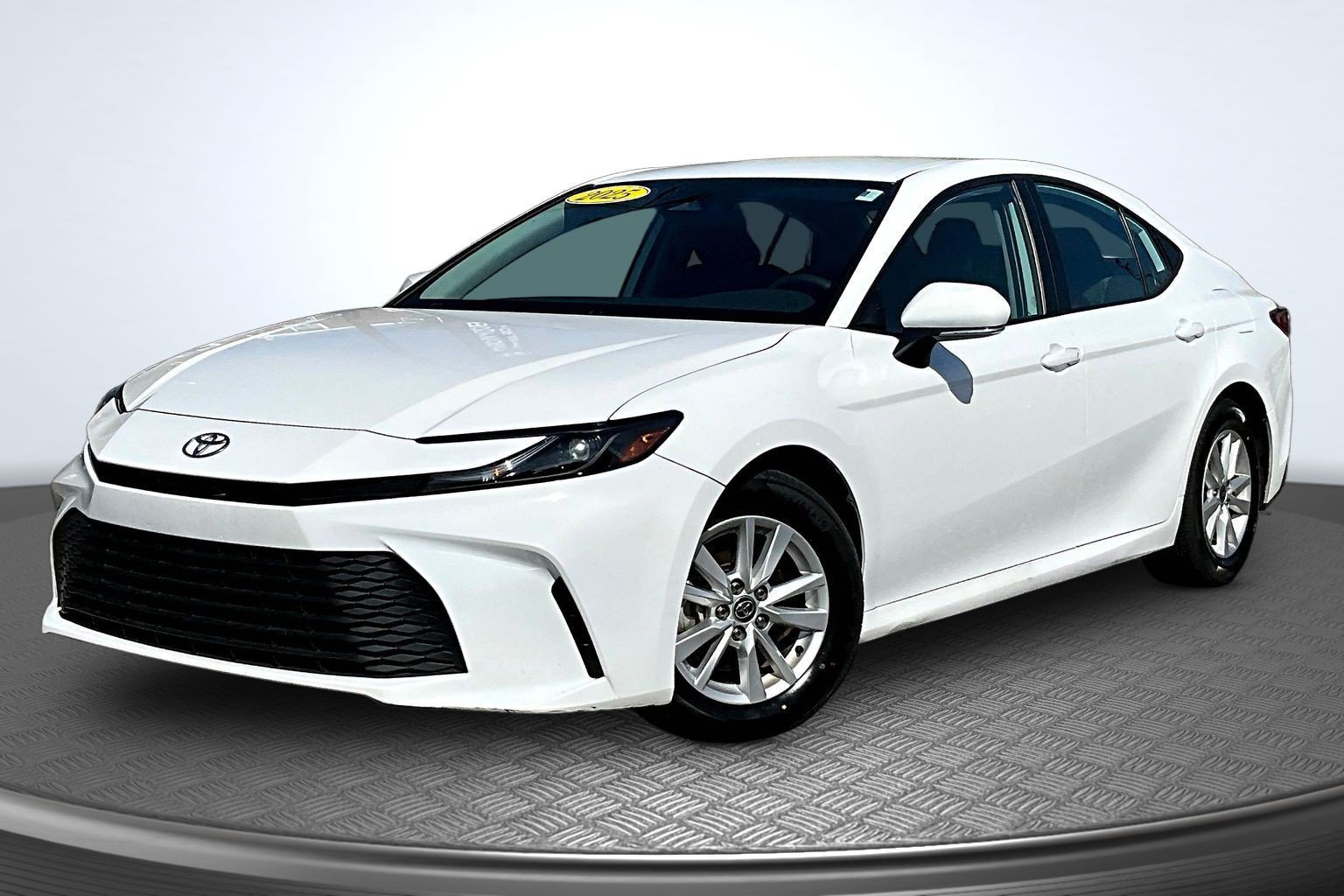 Used 2025 Toyota Camry LE