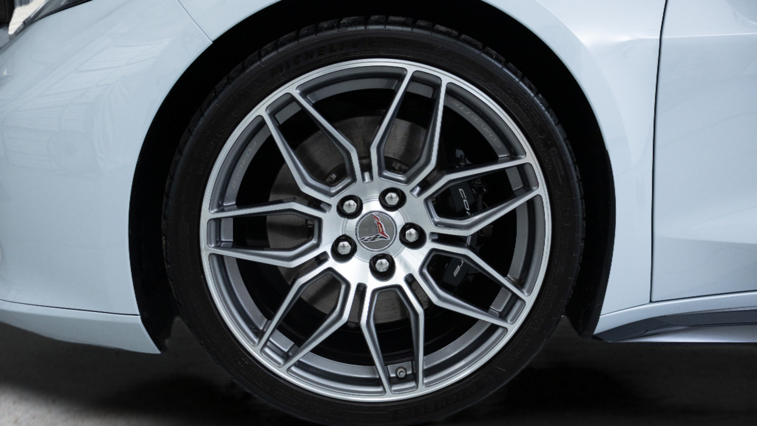 Used 2024 Chevrolet Corvette Z06 RWD image 9