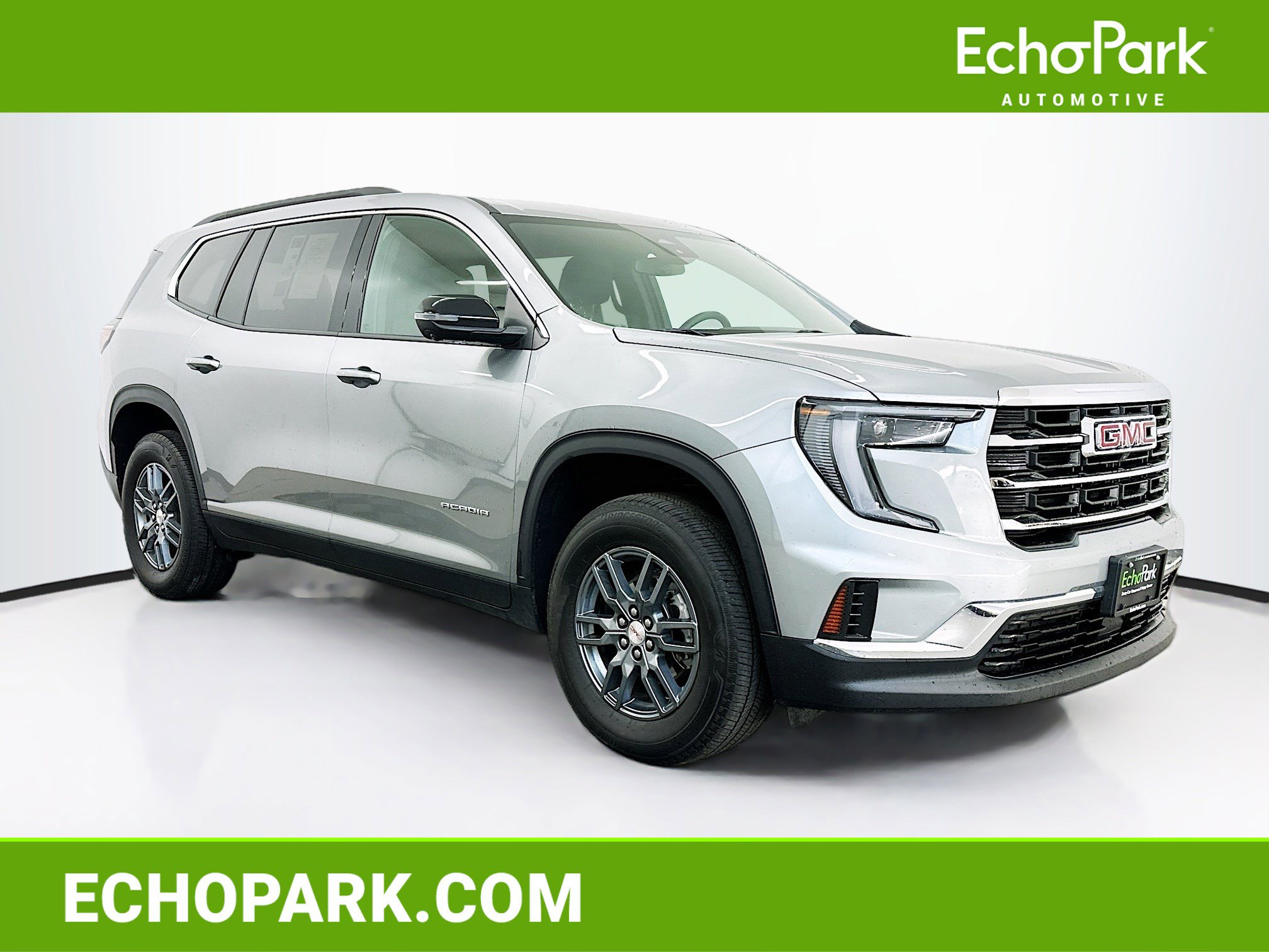 Used 2025 GMC Acadia Elevation image 1