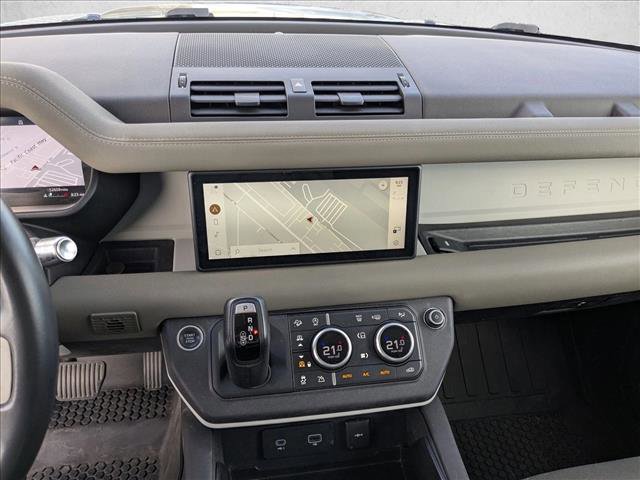 Used 2020 Land Rover Defender 110 SE AWD/4WD image 12