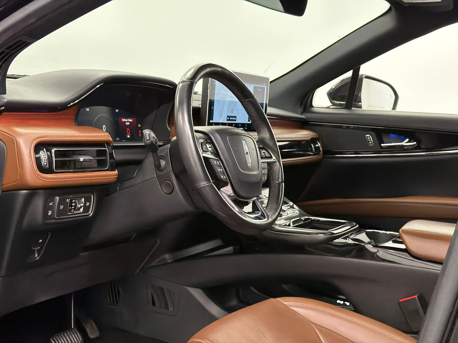 Used 2022 Lincoln Nautilus Reserve FWD image 16